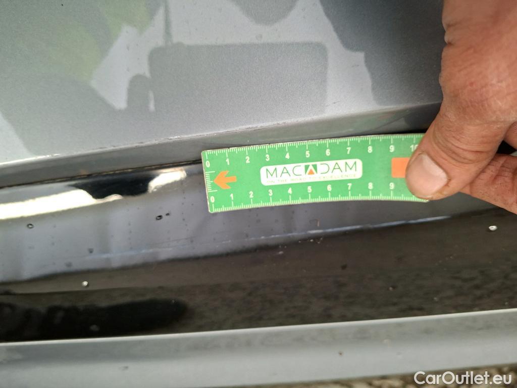  KIA  Sportage KIA  / 2021 / 5P / SUV 1.6 T-GDI 265 PHEV AUTO 4WD GT-LINE PREM #10