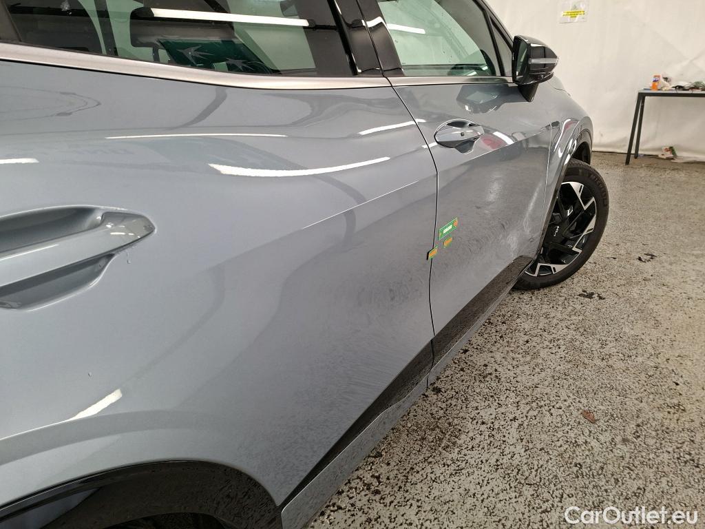  KIA  Sportage KIA  / 2021 / 5P / SUV 1.6 T-GDI 265 PHEV AUTO 4WD GT-LINE PREM #4