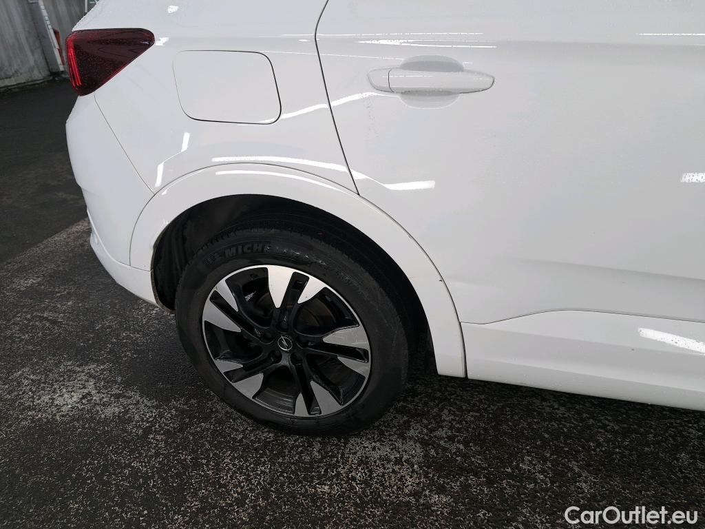  Opel   Grandland X Grandland X Elegance Business 1.5 130CV BVA8 E6d #39
