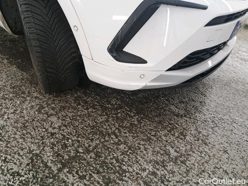  Opel   Grandland X Grandland X Elegance Business 1.5 130CV BVA8 E6d #31