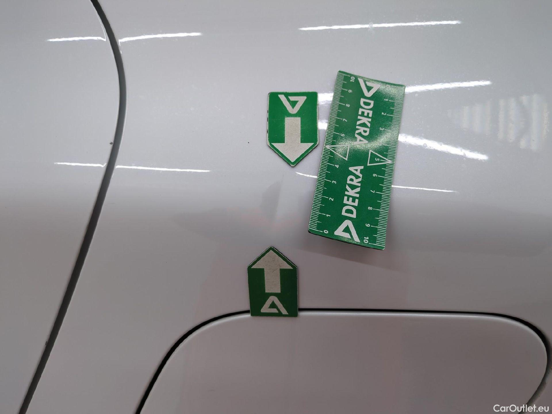  KIA  Sportage KIA  / 2021 / 5P / SUV 1.6 T-GDI 265 PHEV AUTO 4WD GT-L PREM BU #14