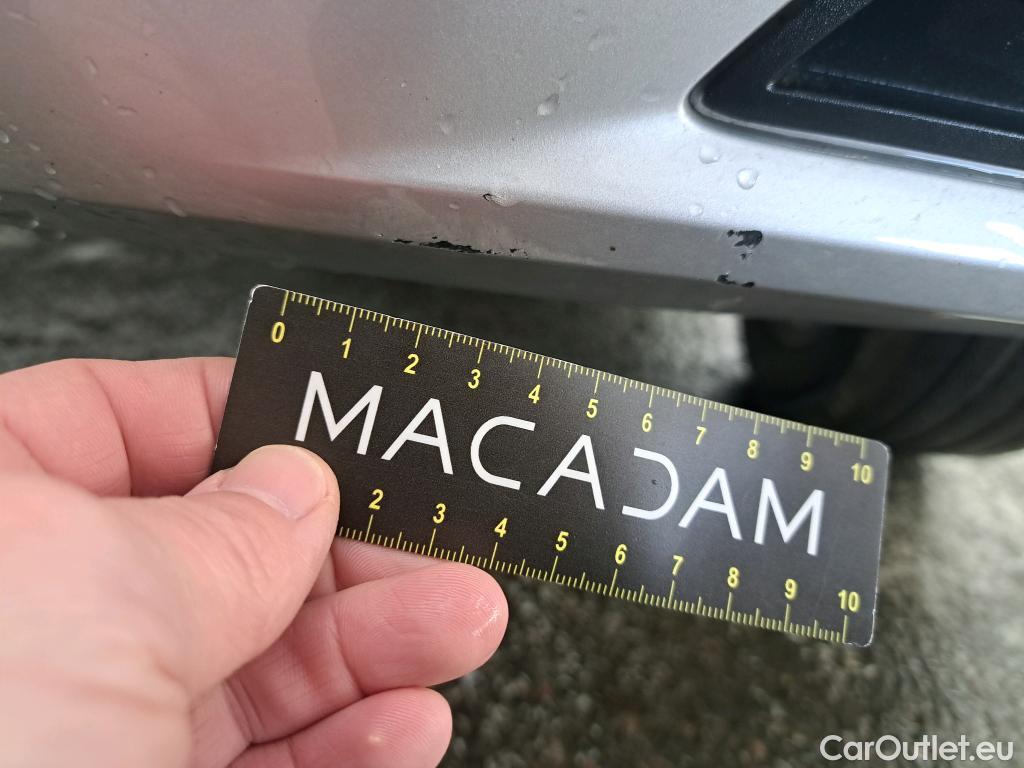  Opel   Grandland X Grandland X Elegance Business 1.5 130CV BVA8 E6d #44