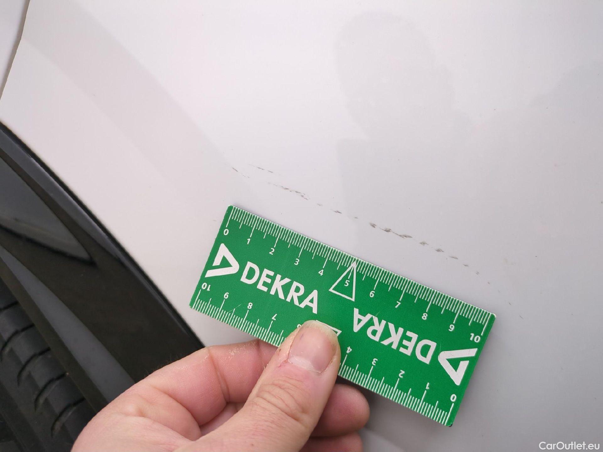  KIA  Sportage KIA  / 2021 / 5P / SUV 1.6 T-GDI 265 PHEV AUTO 4WD GT-L PREM BU #18