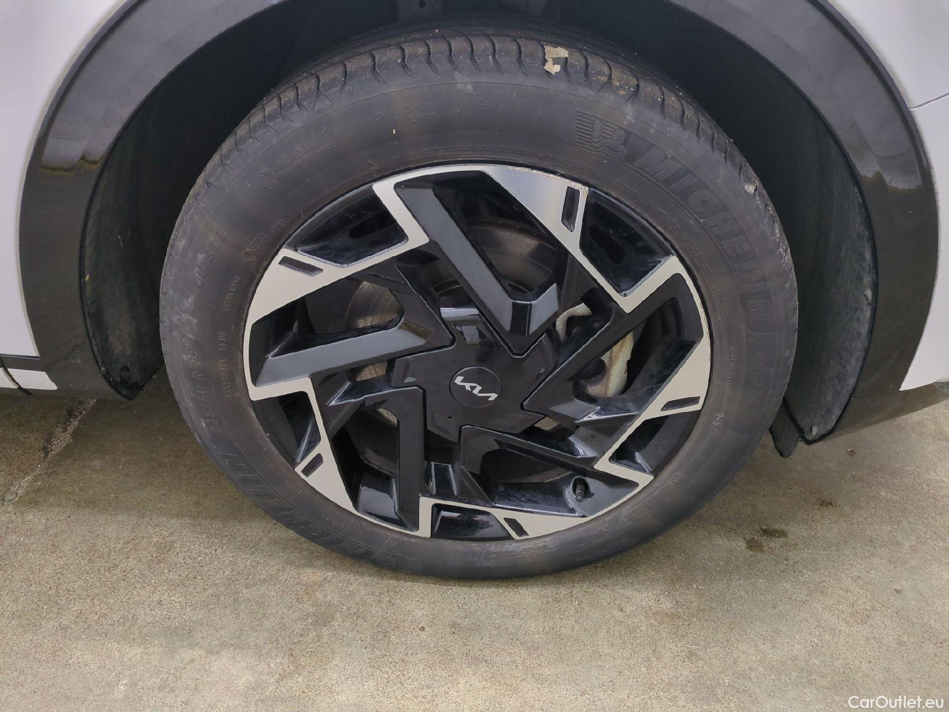  KIA  Sportage KIA  / 2021 / 5P / SUV 1.6 T-GDI 265 PHEV AUTO 4WD GT-L PREM BU #6