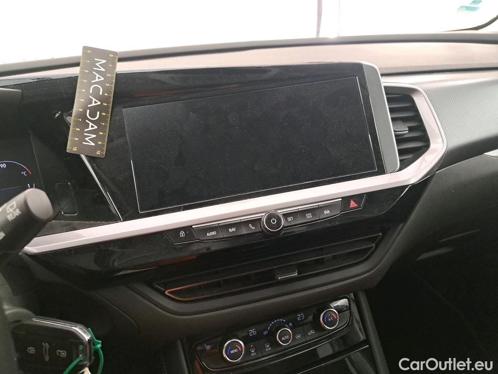  Opel   Grandland X Grandland X Elegance Business 1.5 130CV BVA8 E6d #38