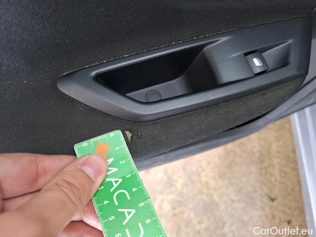  Peugeot  308 PEUGEOT  SW  2021  5P  Break BlueHDi 130 EAT8 ACTIVE PACK #18