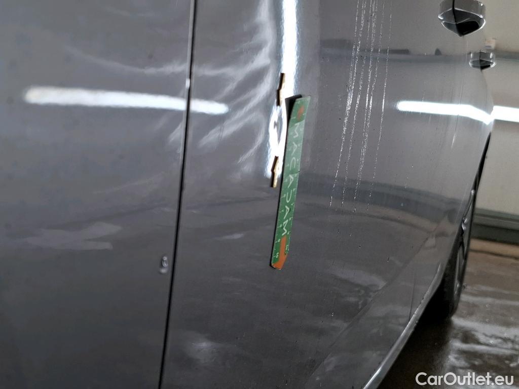  Peugeot  308 PEUGEOT  SW  2021  5P  Break BlueHDi 130 EAT8 ACTIVE PACK #20