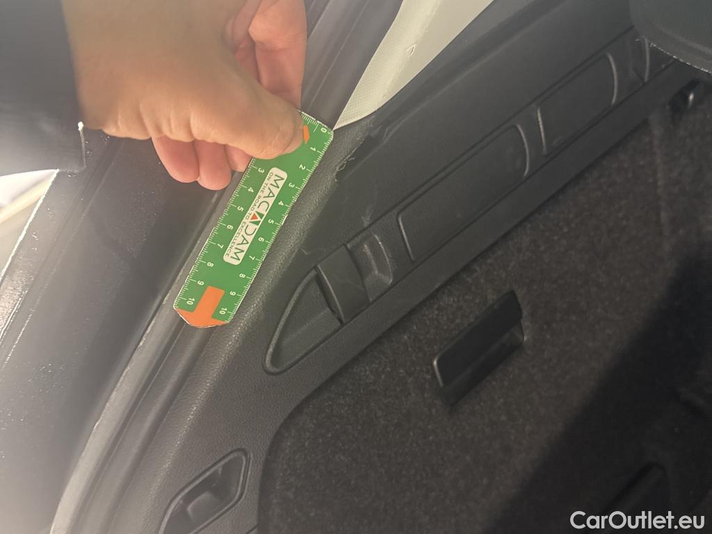  Skoda  Superb  Break Business 2.0 TDI 120CV BVA7 E6d #60