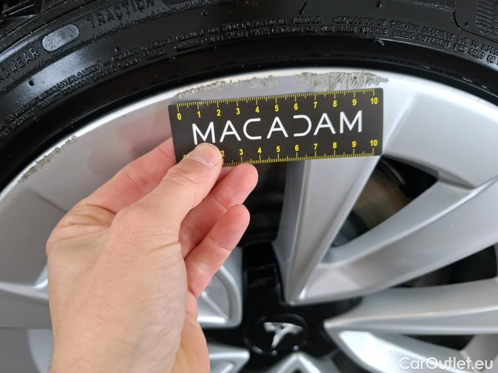  Tesla  Model 3 TESLA  / 2018 / 4P / Berline Grande Autonomie #9