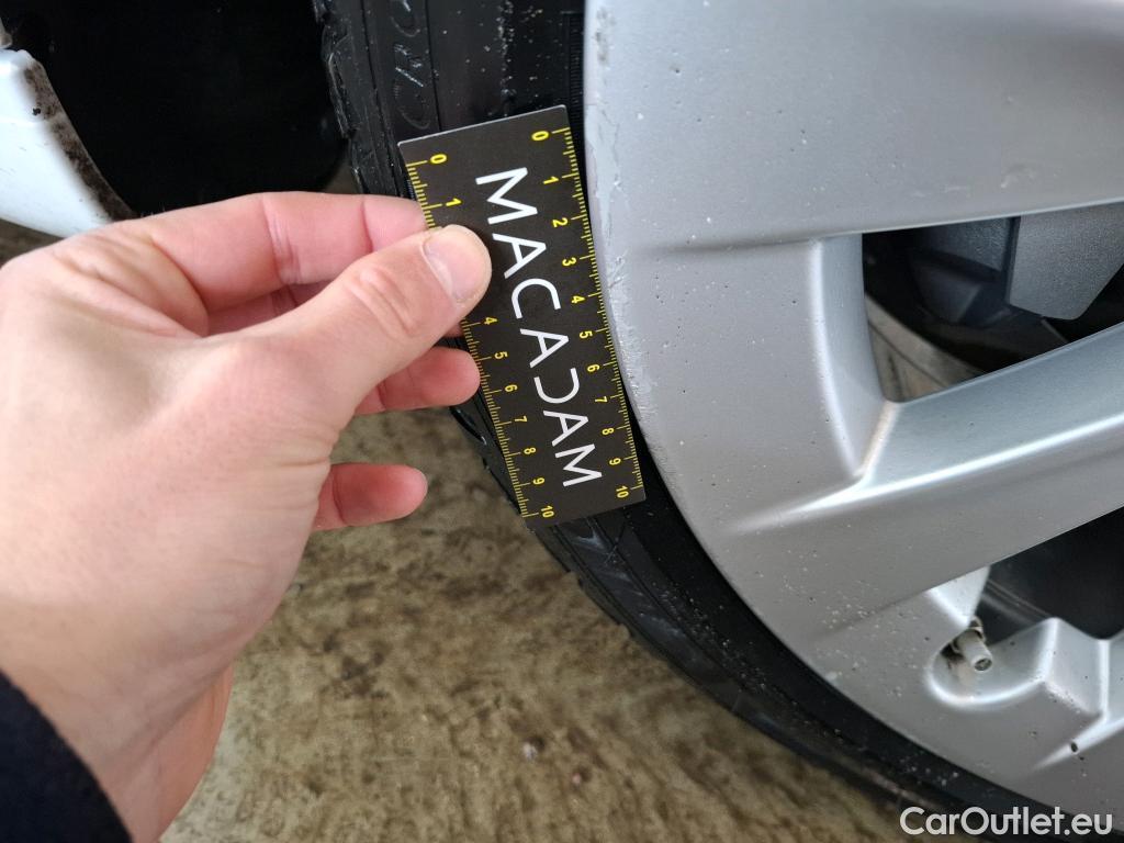  Tesla  Model 3 TESLA  / 2018 / 4P / Berline Grande Autonomie #18