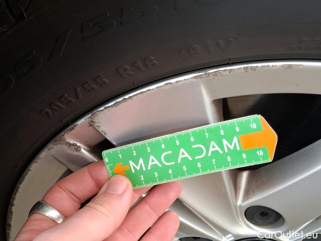  Volkswagen  Golf  VIII Berline 2.0 TDI 115CV BVA7 E6d #3