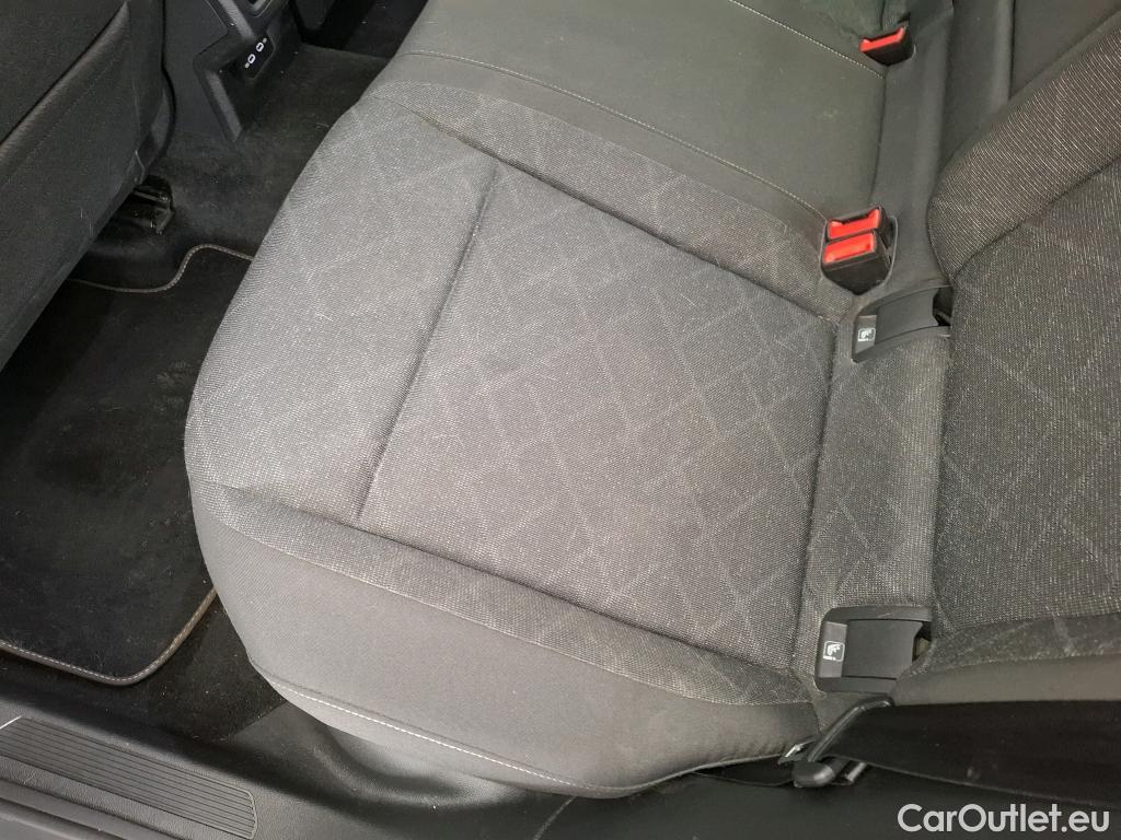  Volkswagen  Golf  VOLKSWAGEN / 2020 / 5P / Berline 1.5 TSI ACT OPF 130 BVM6 Life Busi #14