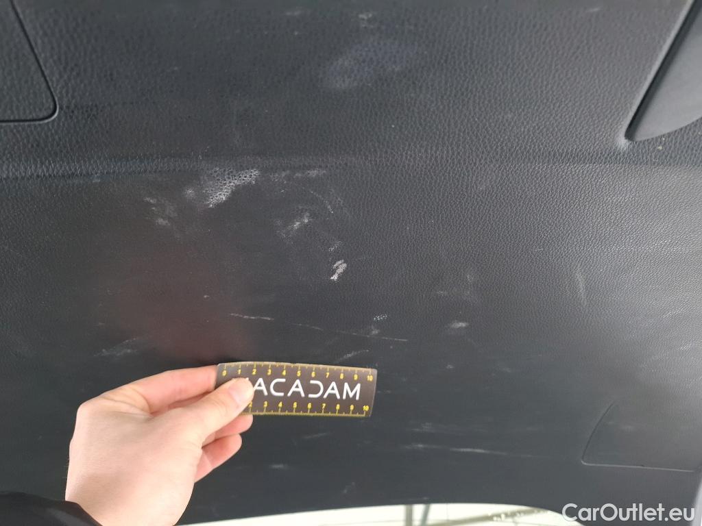  Toyota  RAV4 TOYOTA  Hybride / 2018 / 5P / SUV Hybride AWD Dynamic Business Beyond Zero #15