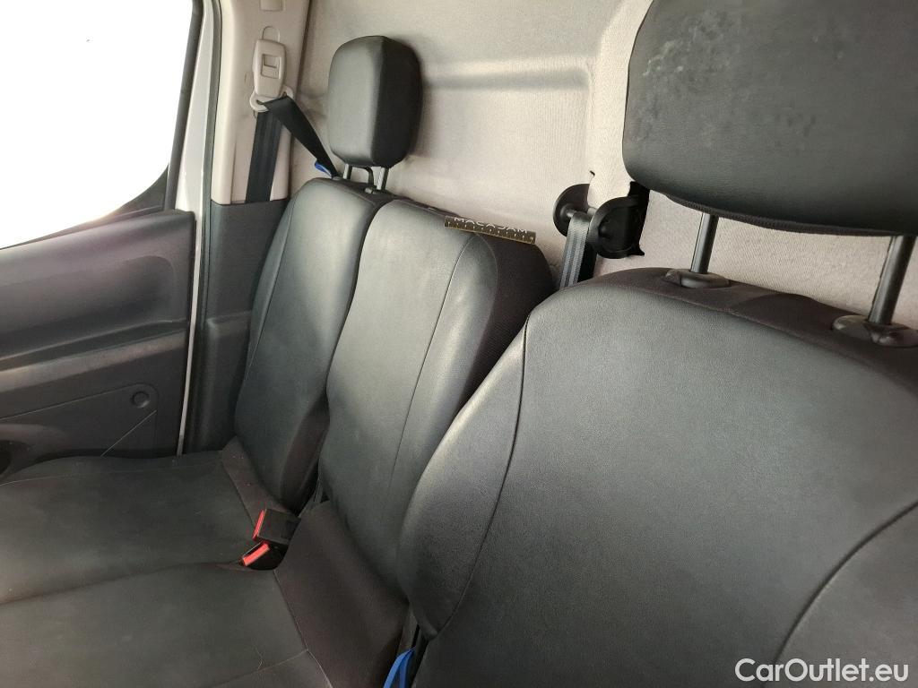  Citroen  Berlingo  Fourgon Club L1 (Court) 1.6 BlueHDi 100CV BVM5 E6 #32