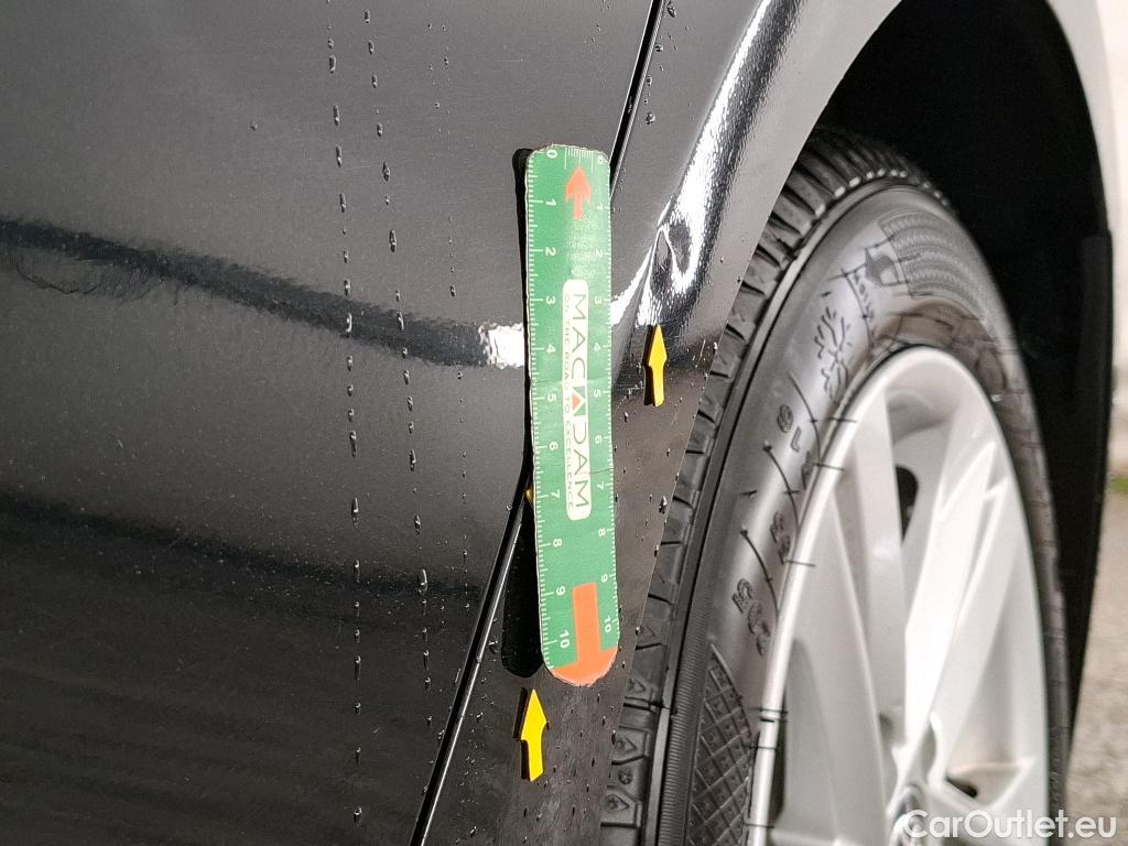  Toyota  Corolla TOYOTA  Touring Sports / 2018 / 5P / Break Hybride 122h Dynamic Business Beyond Zer #10