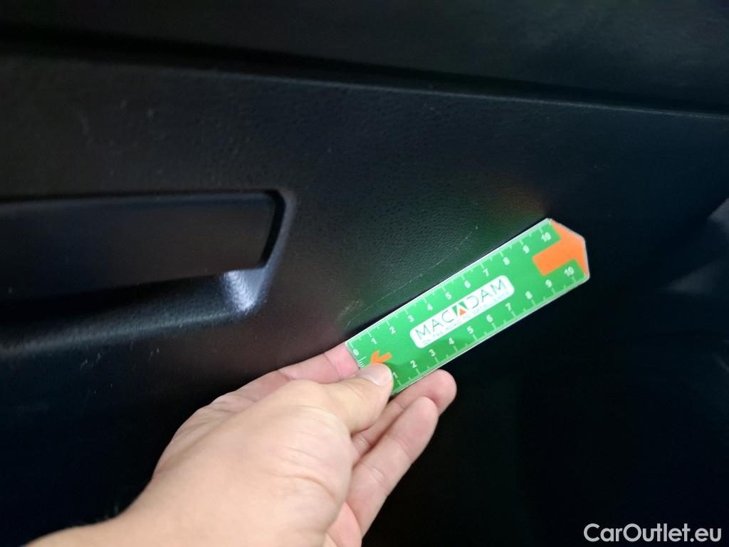  Toyota  Corolla TOYOTA  Touring Sports / 2018 / 5P / Break Hybride 184h GR Sport #31