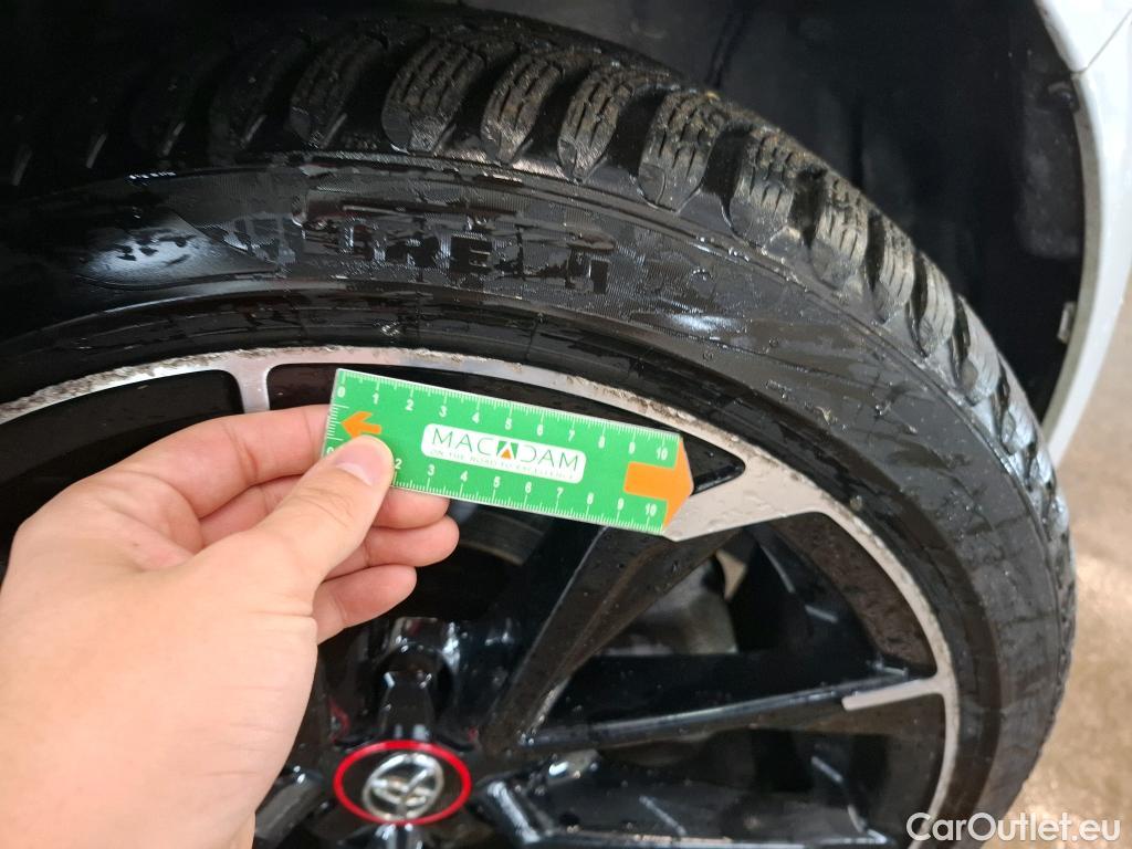  Toyota  Corolla TOYOTA  Touring Sports / 2018 / 5P / Break Hybride 184h GR Sport #28