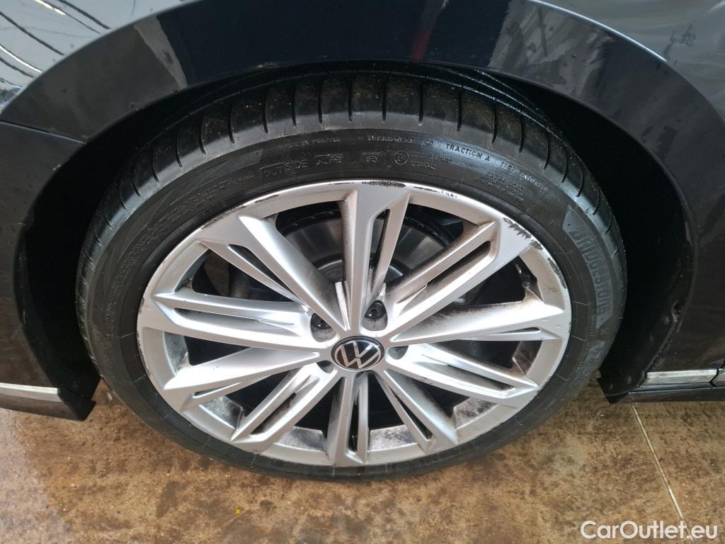  Volkswagen  Passat VOLKSWAGEN  SW / 2019 / 5P / Break 2.0 TDI 200 4MOTION DSG7 SW R LINE #42