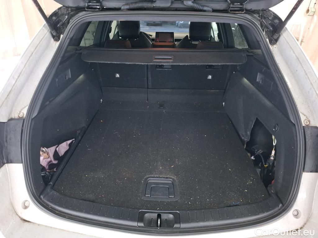  Toyota  Corolla TOYOTA  Touring Sports / 2018 / 5P / Break Hybride 184h GR Sport #36