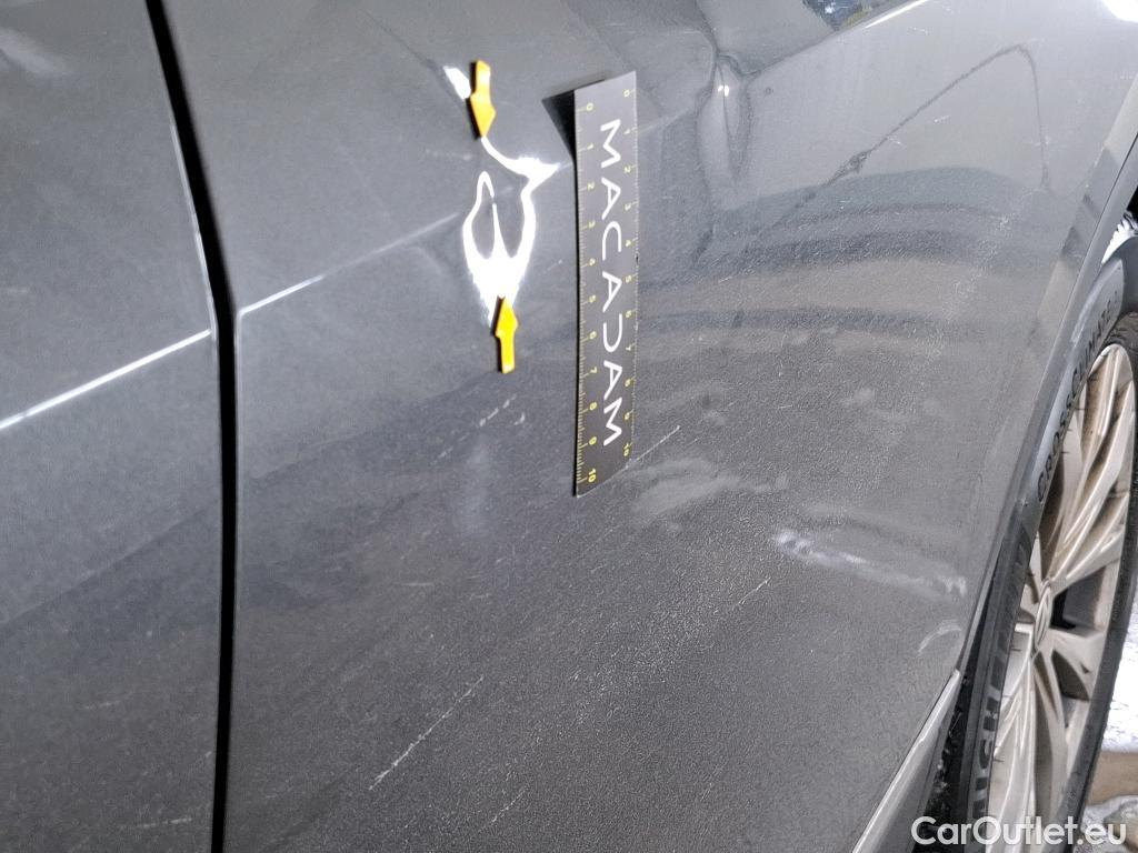  Volkswagen  Tiguan VOLKSWAGEN  / 2016 / 5P / SUV 2.0 TDI 150 DSG7 Confortline Business #3