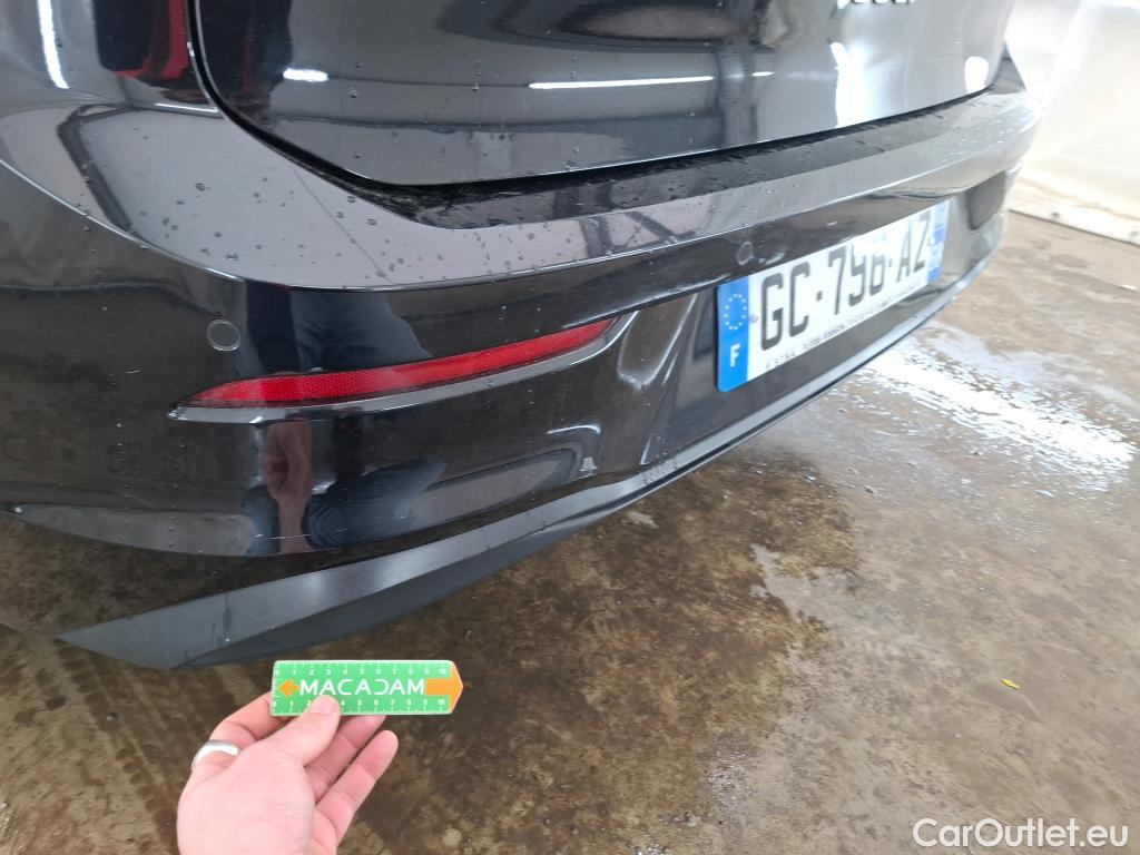  Volkswagen  Golf  VIII Berline 2.0 TDI 115CV BVA7 E6d #10