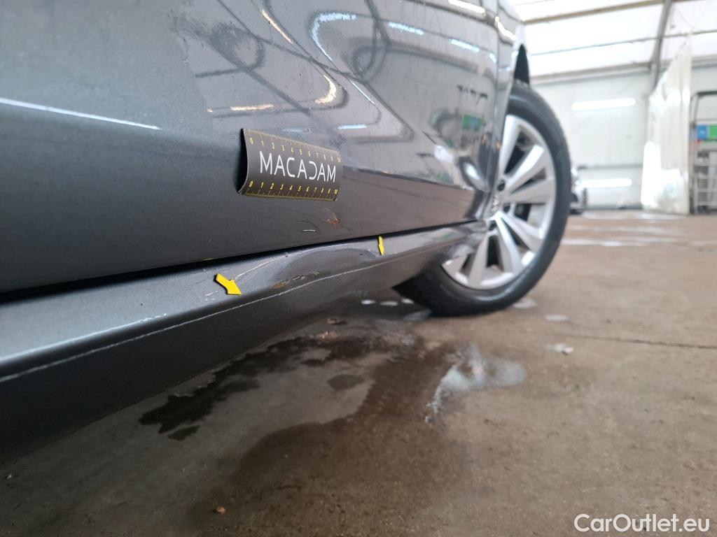  Volkswagen  Golf  VII Berline Confortline Business BMT 1.0 TSI 115CV BVM6 E6dT #10