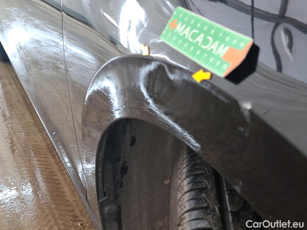  Volkswagen  Golf  VIII Berline 2.0 TDI 115CV BVA7 E6d #9