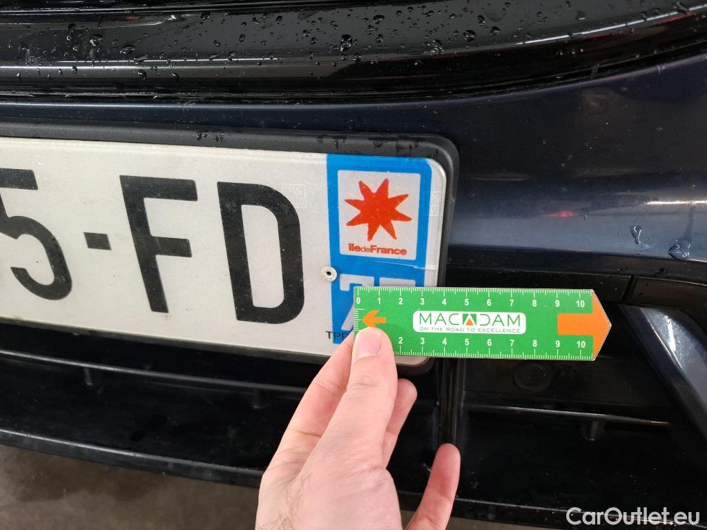  Volvo  XC60 VOLVO  / 2021 / 5P / SUV Recharge T6 398 Geartronic 8 R-Design #8