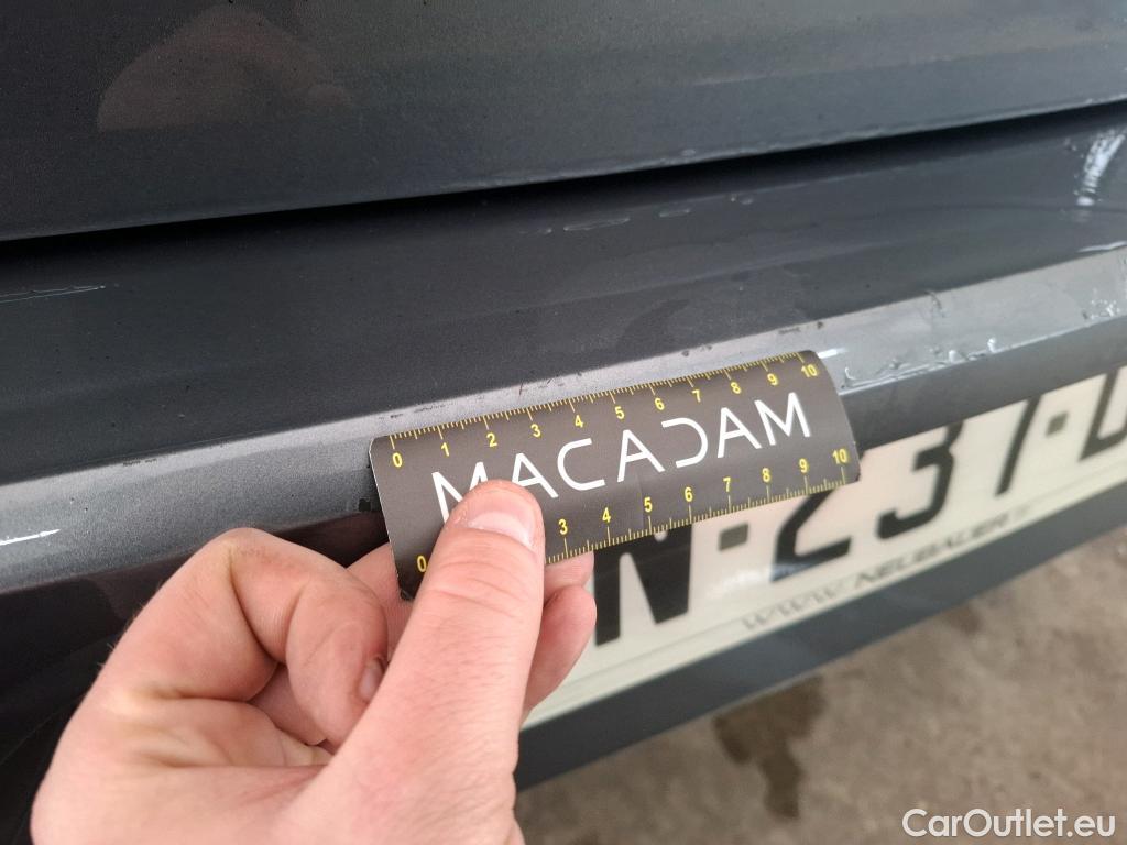  Volkswagen  Golf  VII Berline Confortline Business BMT 1.0 TSI 115CV BVM6 E6dT #17