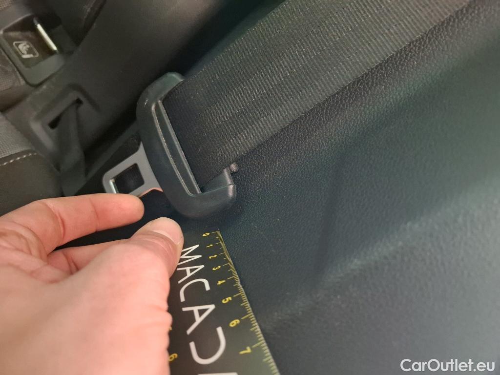  Volkswagen  Tiguan VOLKSWAGEN  / 2016 / 5P / SUV 2.0 TDI 150 DSG7 Confortline Business #13