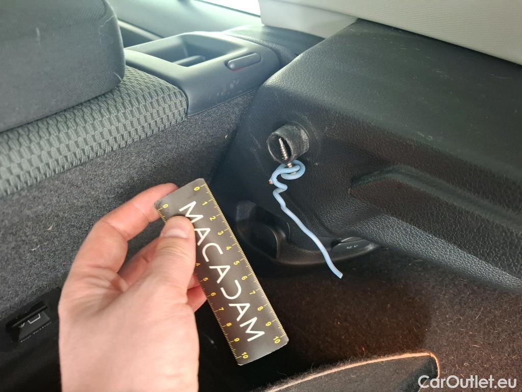  Volkswagen  Golf  VII Berline Confortline Business BMT 1.0 TSI 115CV BVM6 E6dT #36