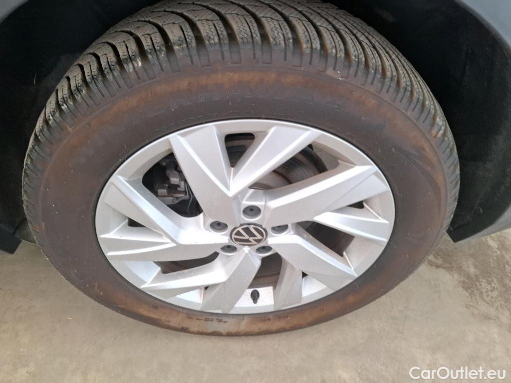  Volkswagen  Tiguan  Elegance Exclusive 2.0 TDI 150CV BVA7 E6d #19