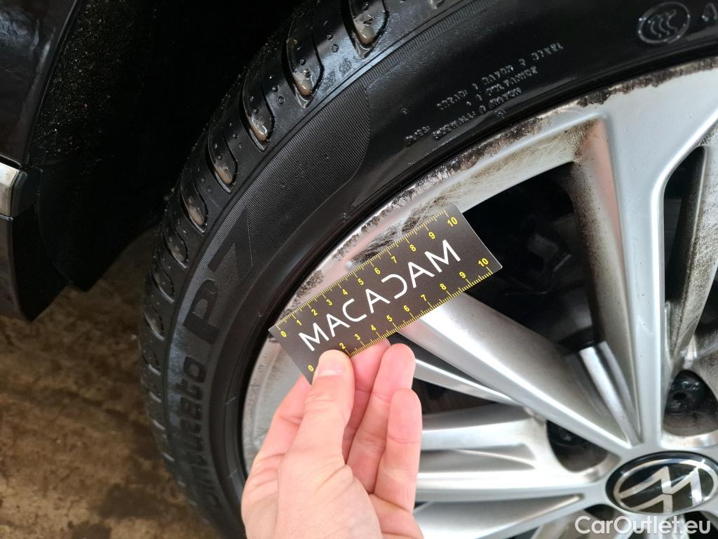  Volkswagen  Passat VOLKSWAGEN  SW / 2019 / 5P / Break 2.0 TDI 200 4MOTION DSG7 SW R LINE #50