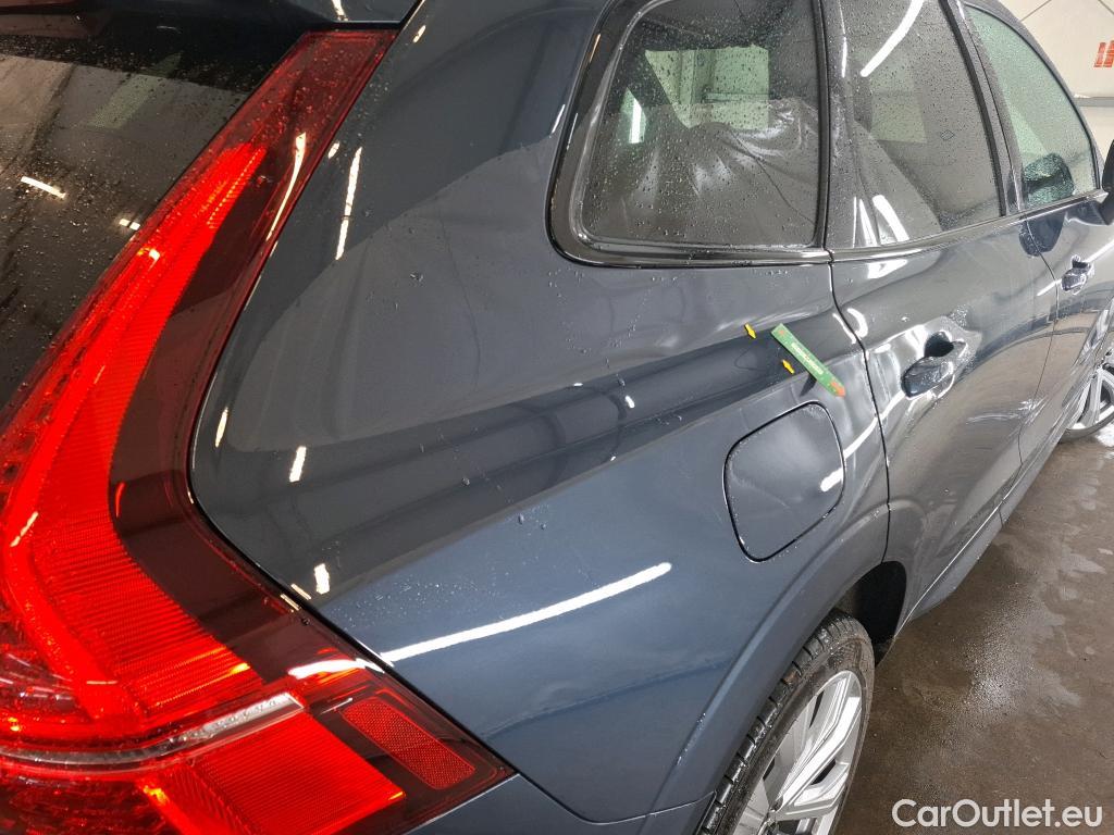  Volvo  XC60 VOLVO  / 2021 / 5P / SUV Recharge T6 398 Geartronic 8 R-Design #5