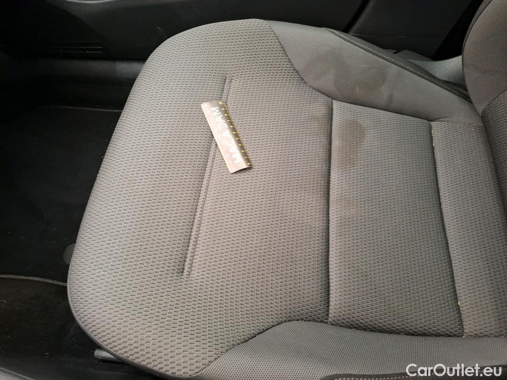  Volkswagen  Golf  VII Berline Confortline Business BMT 1.0 TSI 115CV BVM6 E6dT #27