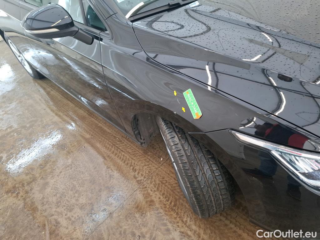  Volkswagen  Golf  VIII Berline 2.0 TDI 115CV BVA7 E6d #7