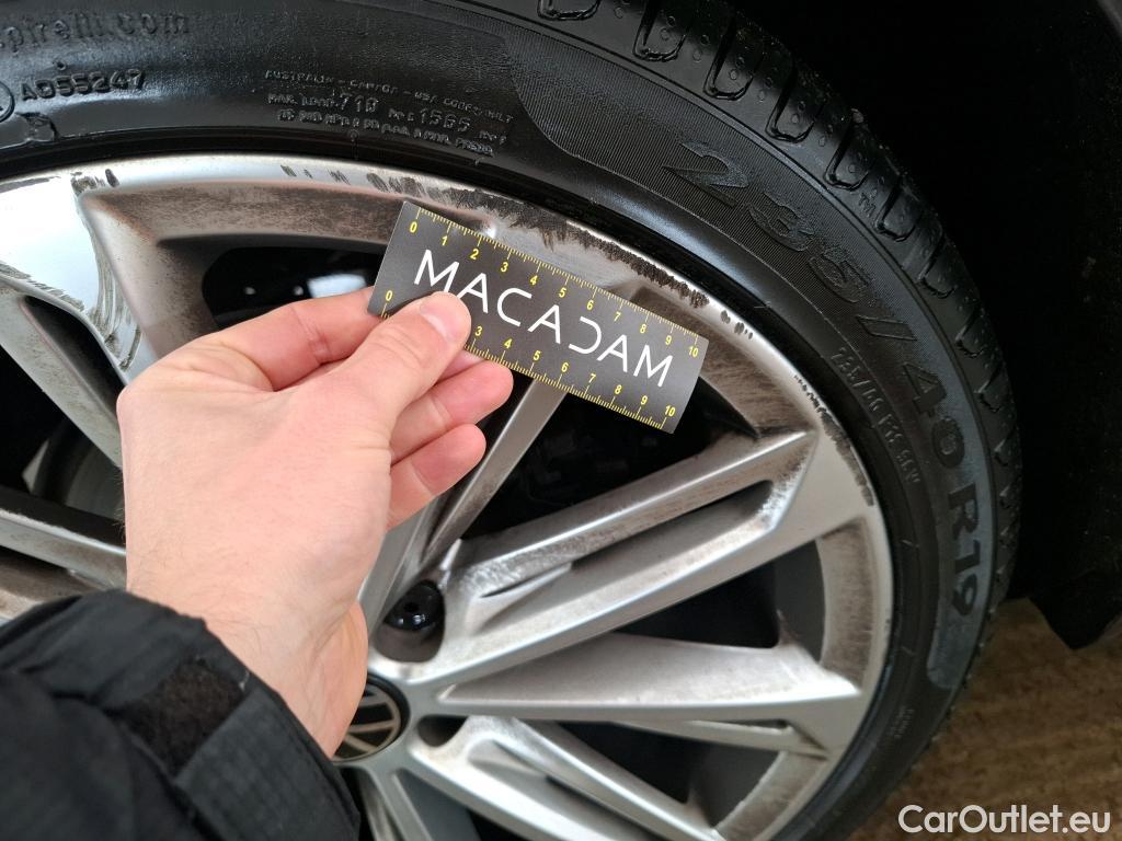  Volkswagen  Passat VOLKSWAGEN  SW / 2019 / 5P / Break 2.0 TDI 200 4MOTION DSG7 SW R LINE #36