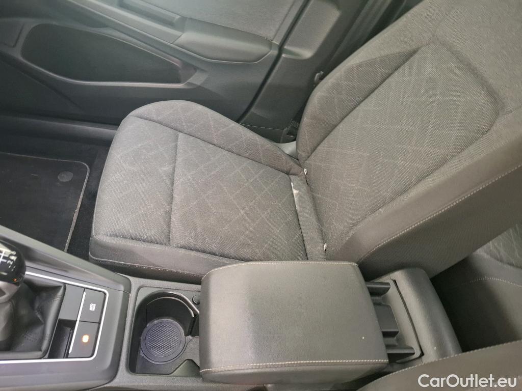  Volkswagen  Golf  VOLKSWAGEN / 2020 / 5P / Berline 1.5 TSI ACT OPF 130 BVM6 Life Busi #12