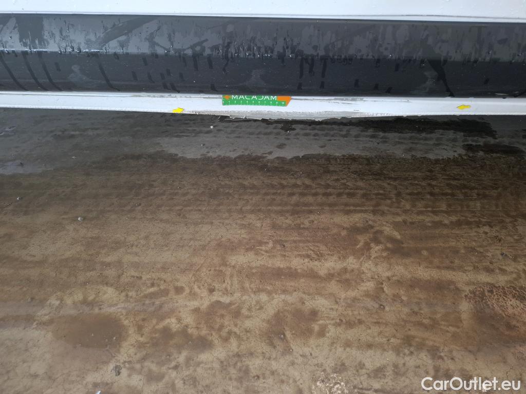  Opel  Vivaro OPEL  / 2019 / 4P / Fourgon tôlé 1.5 Diesel 100 ch L2 Pack Clim #2