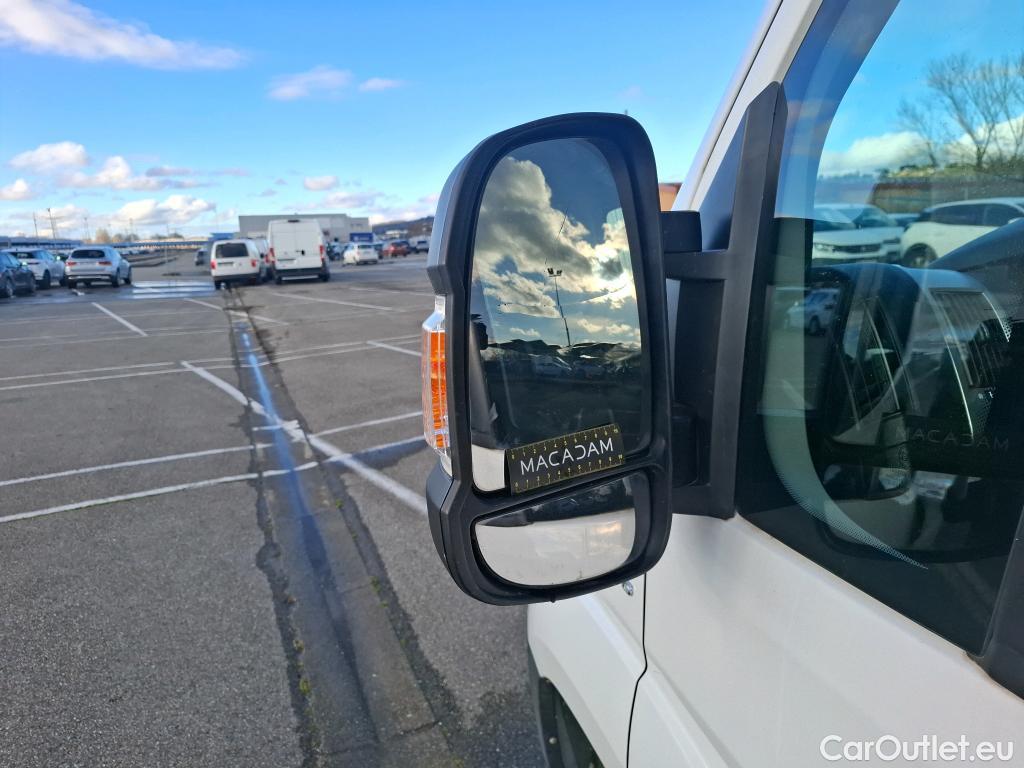  Fiat  Ducato FIAT  2014 4P Fourgon tôlé 30 M H2 23 Multijet 120 Pack Pro Nav #51