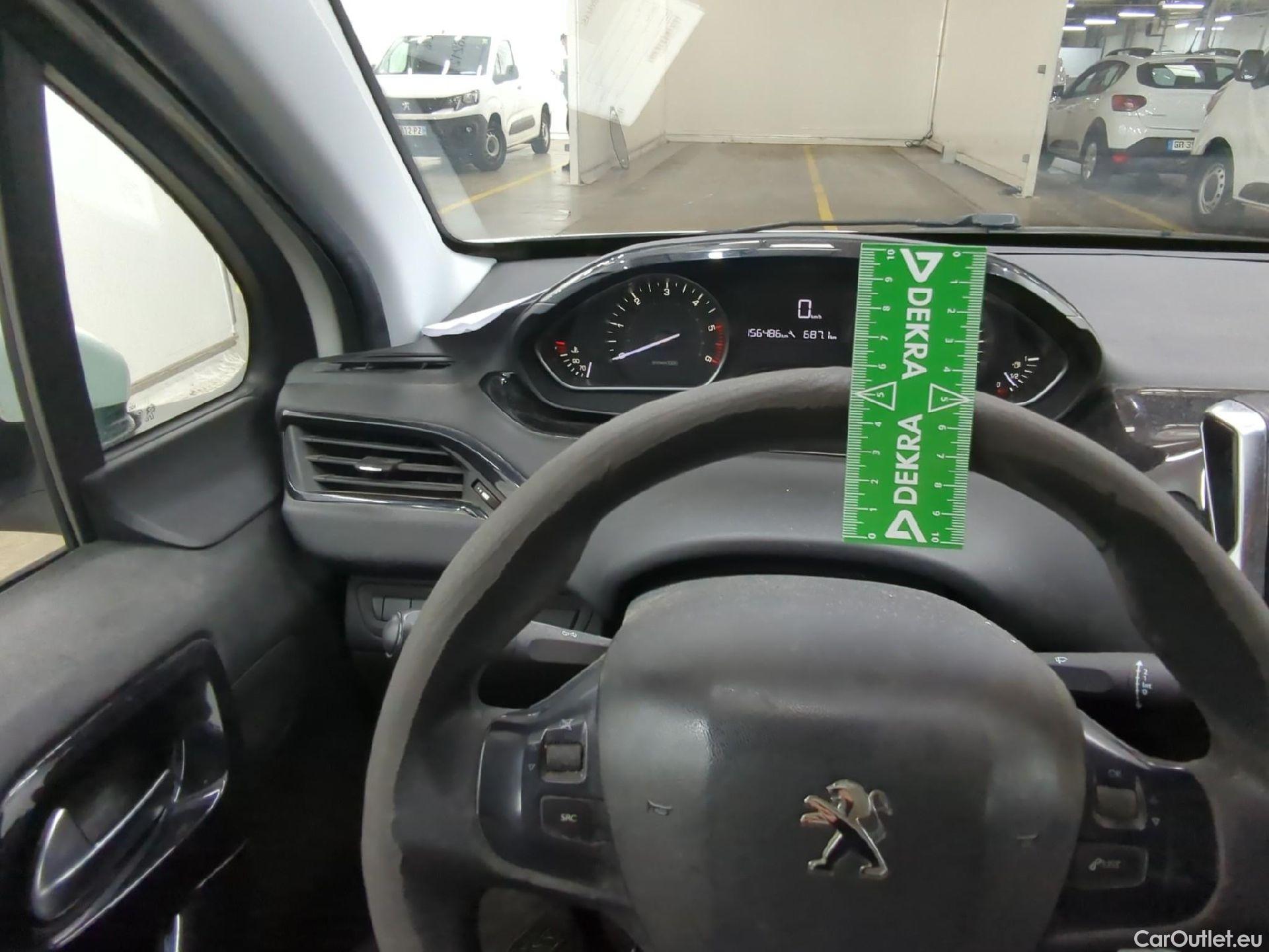  Peugeot  208  Affaire Premium Pack 1.5 HDi 100CV BVM5 E6dT #1