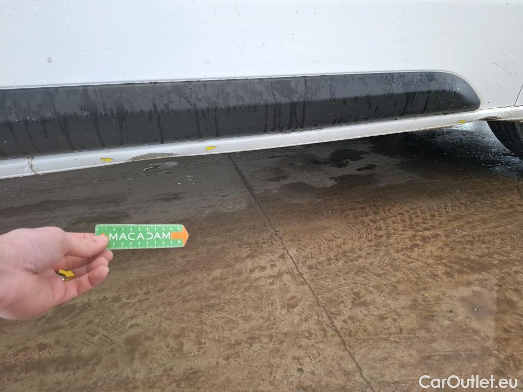  Opel  Vivaro OPEL  / 2019 / 4P / Fourgon tôlé 1.5 Diesel 100 ch L2 Pack Clim #30