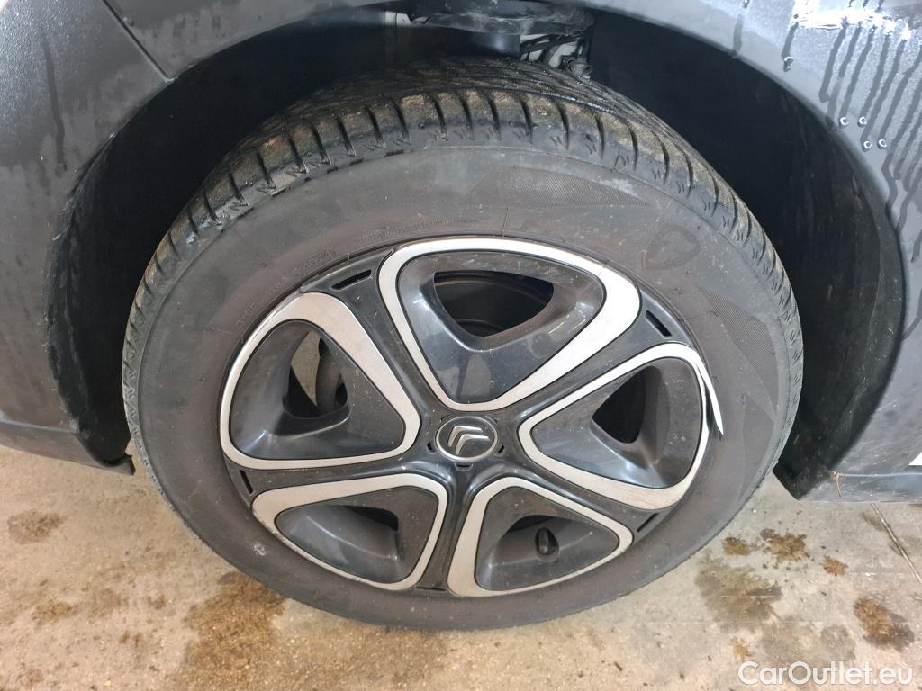  Citroen  C3  Société Feel 1.5 BlueHDI 100CV BVM5 E6dT #28