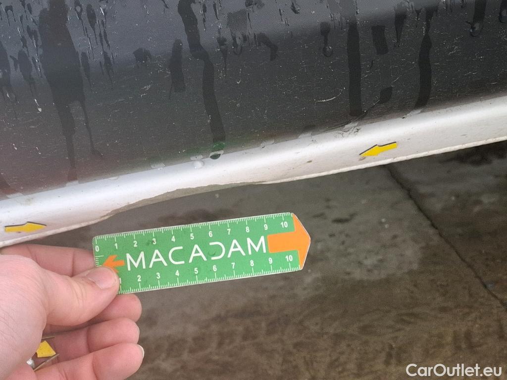  Opel  Vivaro OPEL  / 2019 / 4P / Fourgon tôlé 1.5 Diesel 100 ch L2 Pack Clim #31