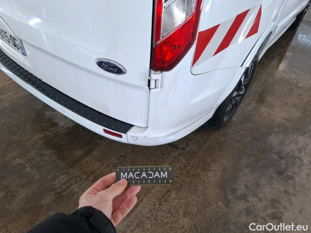  Ford  Transit FORD  Custom / 2018 / 4P / Fourgon tôlé 2.0 ECOBLUE 185 320 L1H1 AUTO SPORT #61