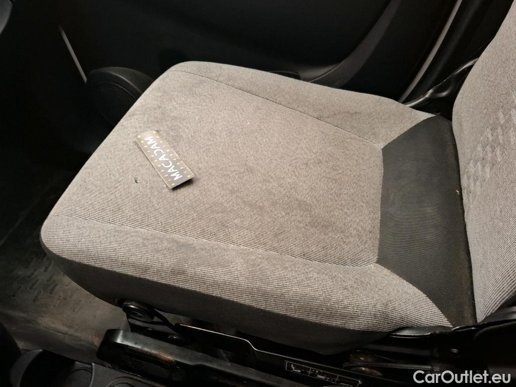  Fiat  Fiorino FIAT  / 2016 / 4P / Fourgonnette 1.3 Multijet 95 Pro Lounge #40