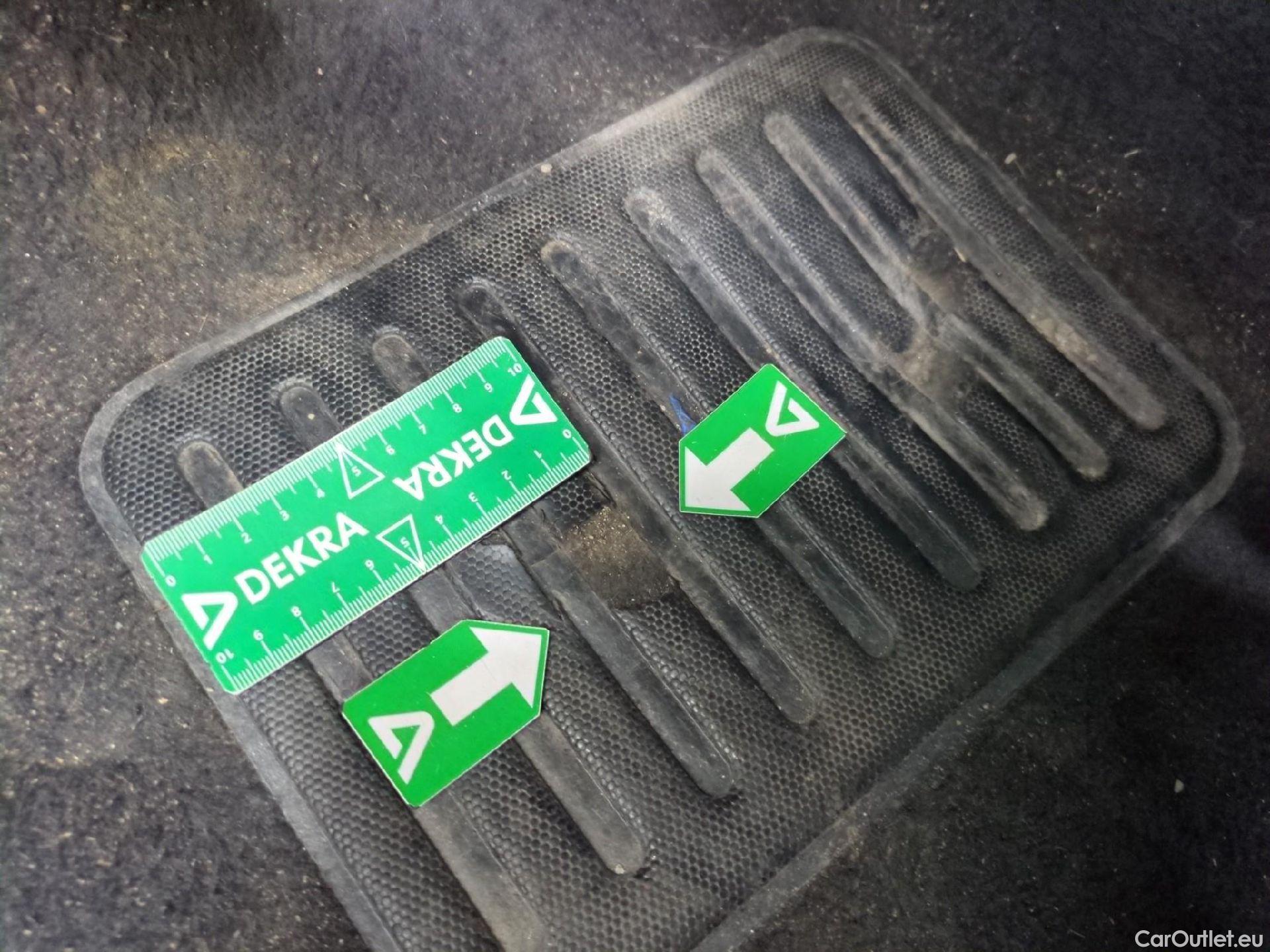  Citroen  C3  Société Feel 1.5 BlueHDI 100CV BVM5 E6dT #1