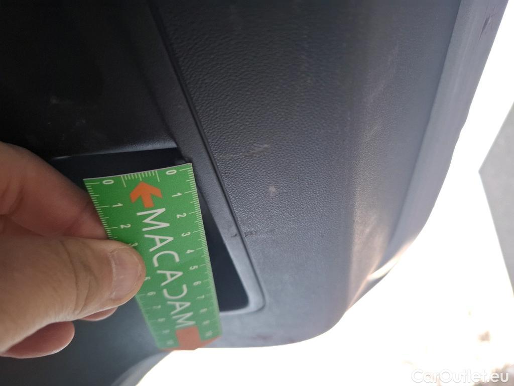  Citroen  C3  Société Feel 1.5 BlueHDI 100CV BVM6 E6d #24