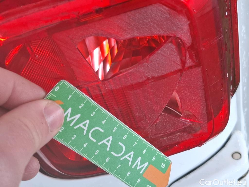  Opel  Vivaro OPEL  / 2019 / 4P / Fourgon tôlé 1.5 Diesel 100 ch L2 Pack Clim #47