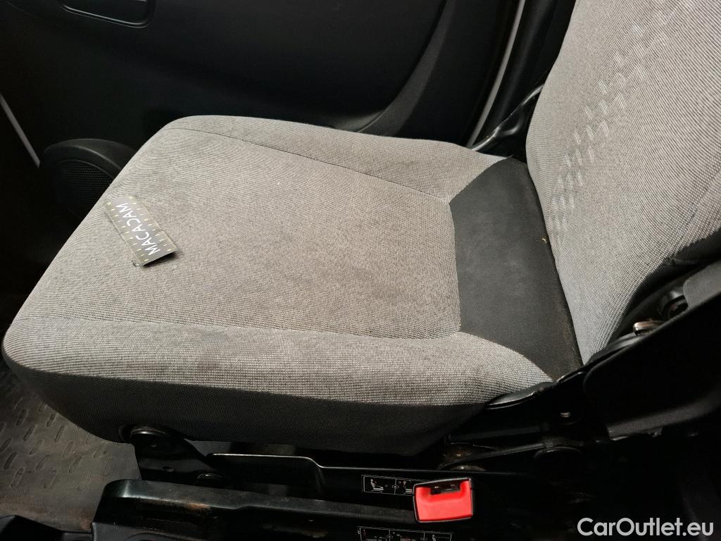  Fiat  Fiorino FIAT  / 2016 / 4P / Fourgonnette 1.3 Multijet 95 Pro Lounge #45